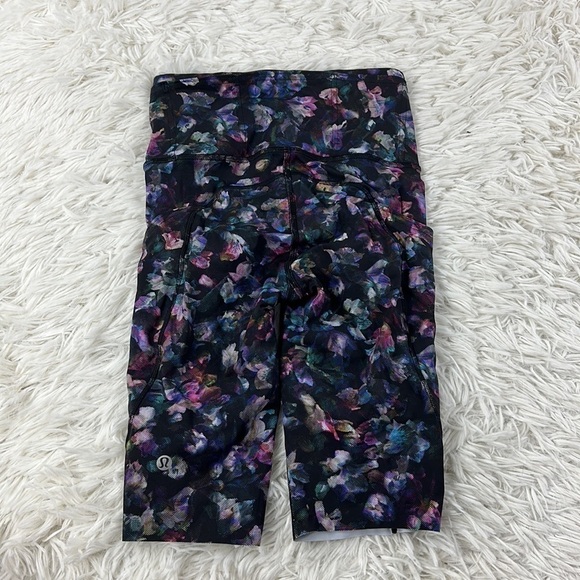 Lululemon Fast And Free Short 10" *Non-Reflective Activate Floral Multi - Picture 4 of 5